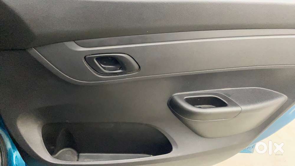 Renault Kwid 2019-ongoing 1.0 Rxl Amt, 2021, Petrol