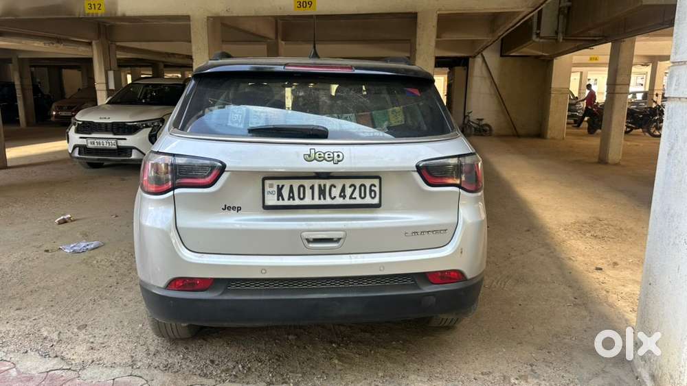 Jeep Compass 2.0 Limited Top End Bumper To Bumper Insurance Till 2027