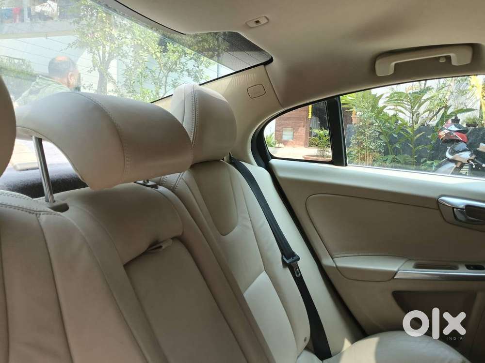 Volvo S60 2014 Diesel Well Maintained