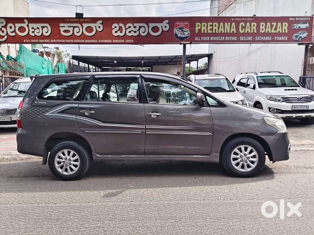 Toyota Innova 2.5 Vx (diesel) 8 Seater, 2012, Diesel
