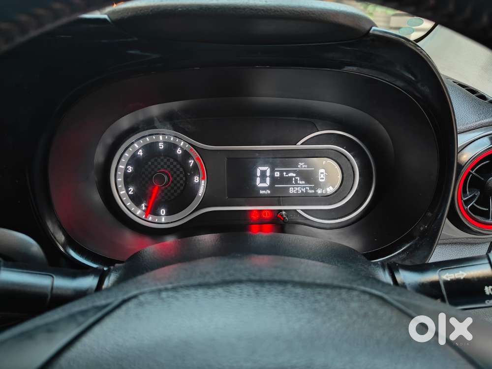 Hyundai Grand I10 Nios Sportz Dual Tone, 2021, Petrol