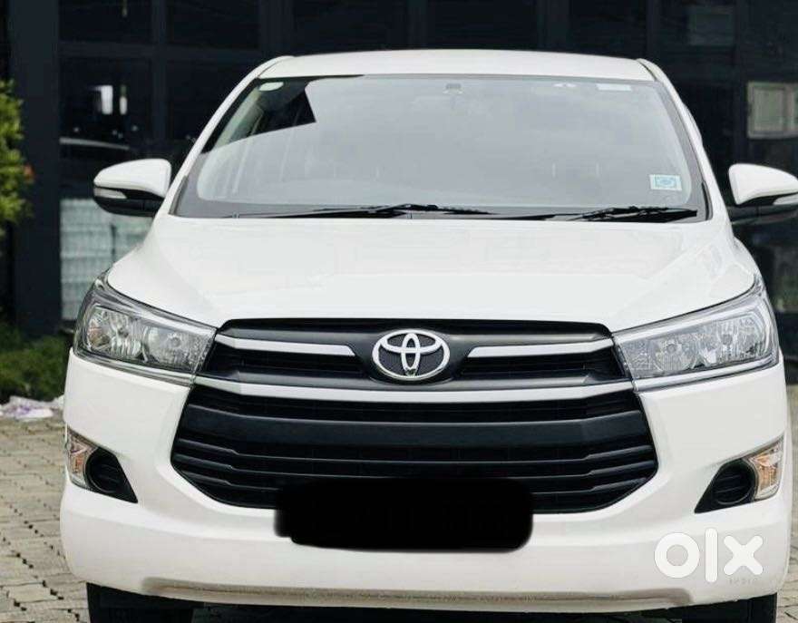 Toyota Innova Crysta 2.8 Gx At 8 Seater, 2018, Diesel