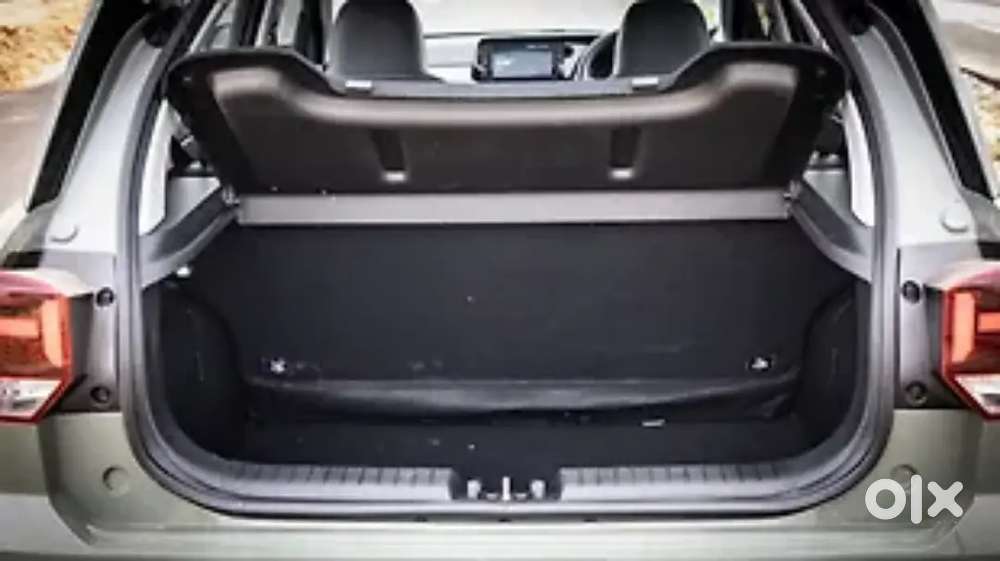 Sunroof Hyundai Exter 2025 Petrol 4000 Km Driven With Annual Toll Pass