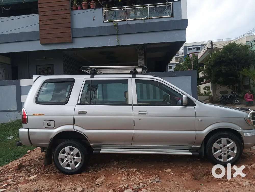 Chevrolet Tavera 2015 Suv
