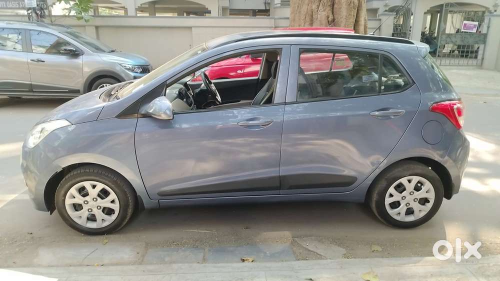 Hyundai Grand I10 2013-2016 Sportz, 2015, Petrol