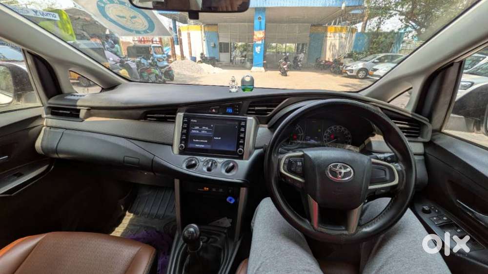 Toyota Innova Crysta [2020-ongoing] 2.7 Gx Mt 7 Str, 2023, Diesel