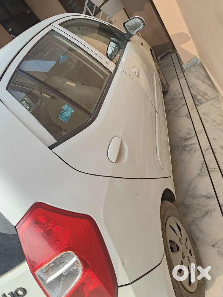 Hyundai I10 2011 Petrol Well Maintained In Good Condition