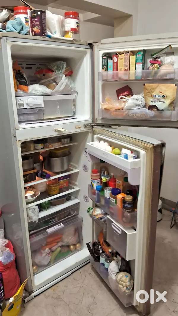 LG DOUBLE DOOR frost free fridge