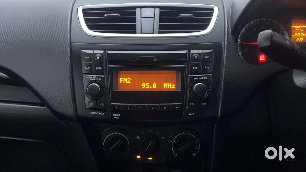 Maruti Suzuki Swift Vvt Vxi, 2015, Petrol
