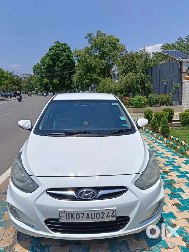 Hyundai Verna 2012 Petrol 68000 Km Driven