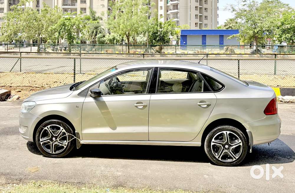 Skoda Rapid, 2012, Petrol