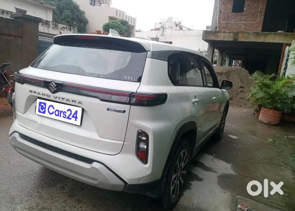 Maruti Suzuki Grand Vitara 1.5 Zeta Smart Hybrid At, 2023, Petrol