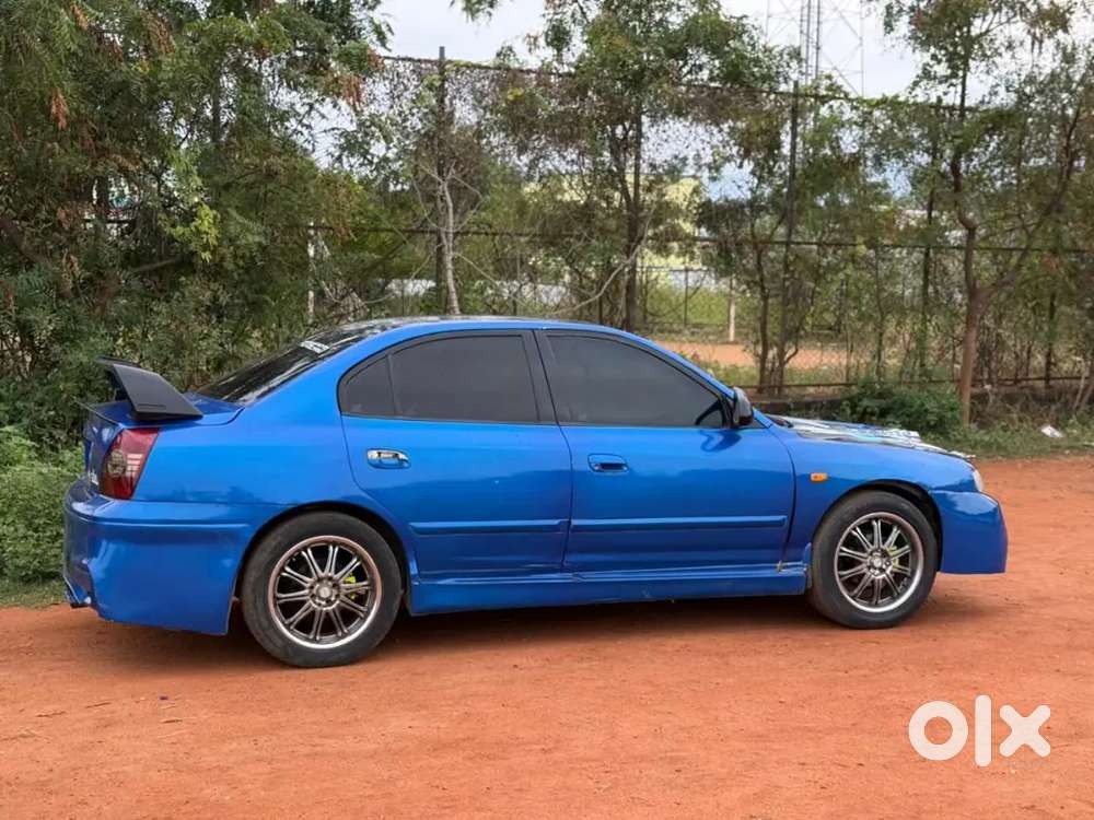 Hyundai Elantra 2005 Petrol Well Maintained