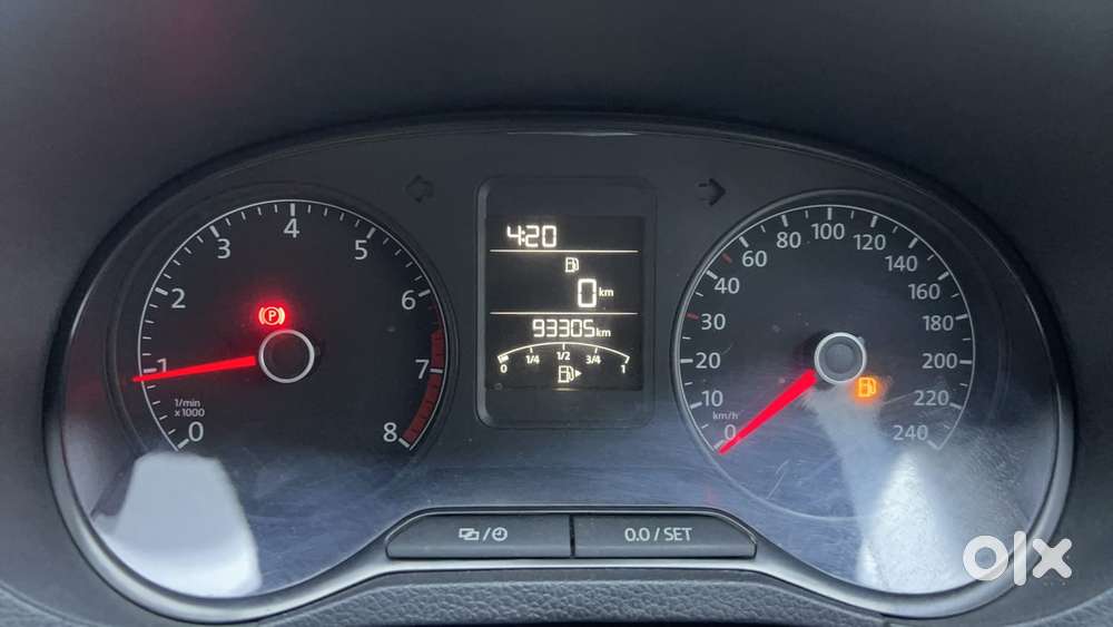 Volkswagen Polo 2009-2013 Petrol Highline 1.2l, 2015, Petrol