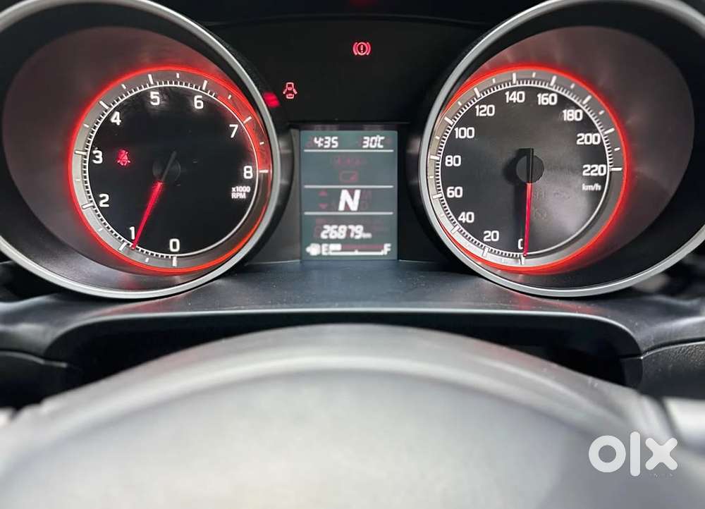 Maruti Suzuki Swift Amt Vxi, 2018, Petrol