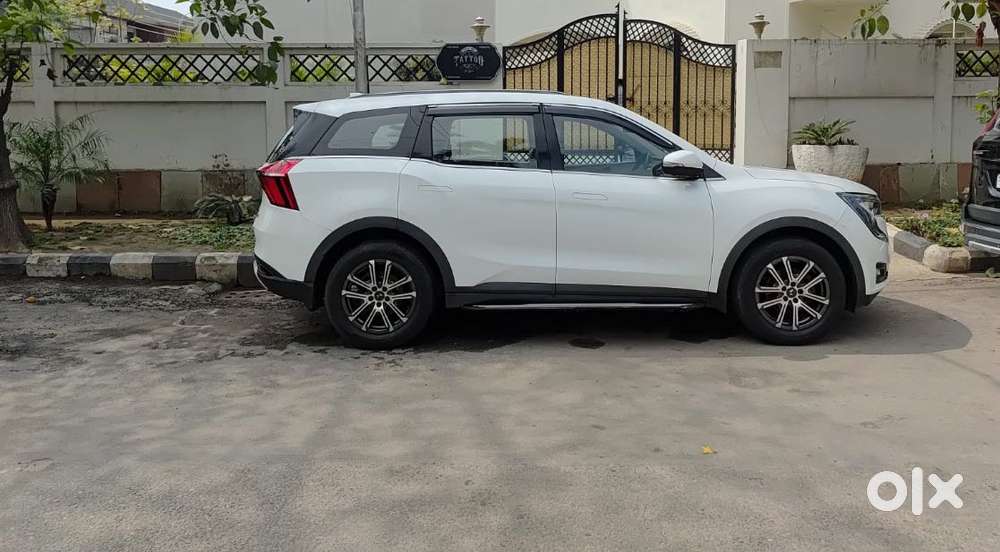 Mahindra Xuv700 2.0 Ax 7 Petrol At Luxury Pack Str, 2022, Petrol