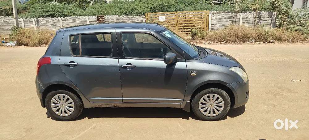 Maruti Suzuki Swift 2009 Diesel 182000 Km Drive