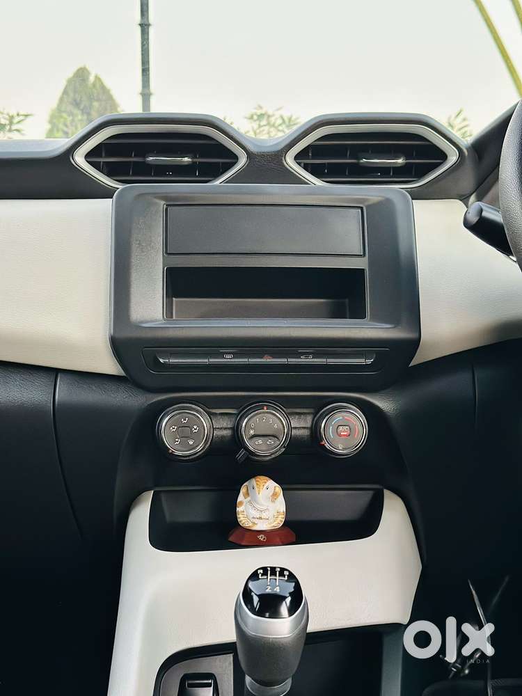 Nissan Magnite 1.0 Xe, 2023, Petrol