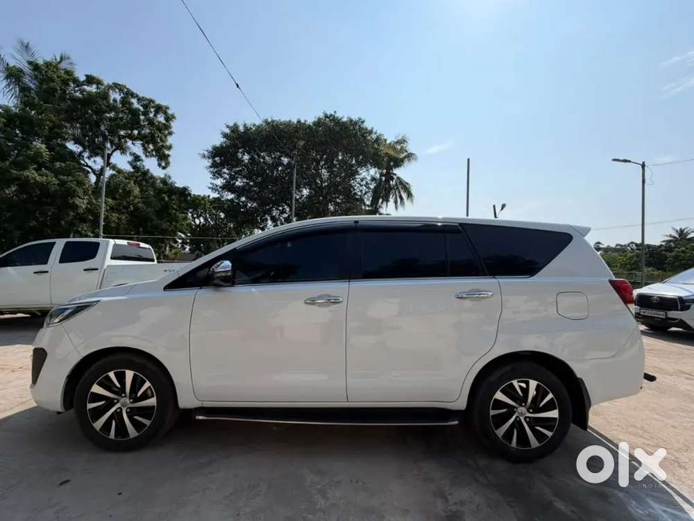 Toyota Innova Crysta (year 2022) 2.7z Petrol Touring Sport