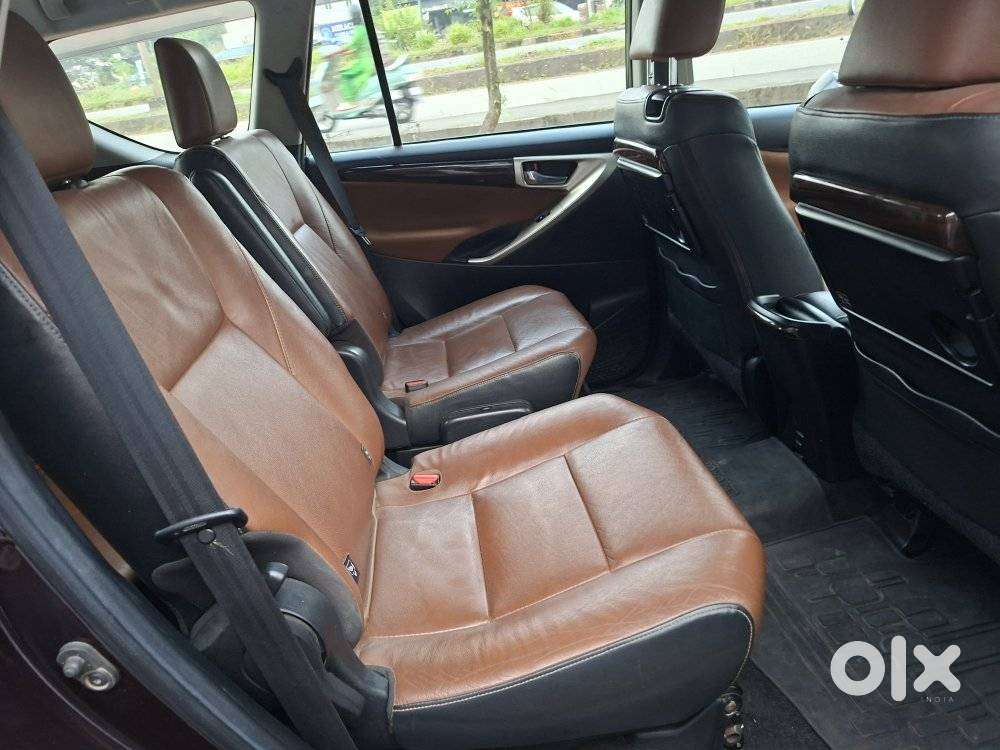 Toyota Innova Crysta 2.8 Zx At, 2016, Diesel