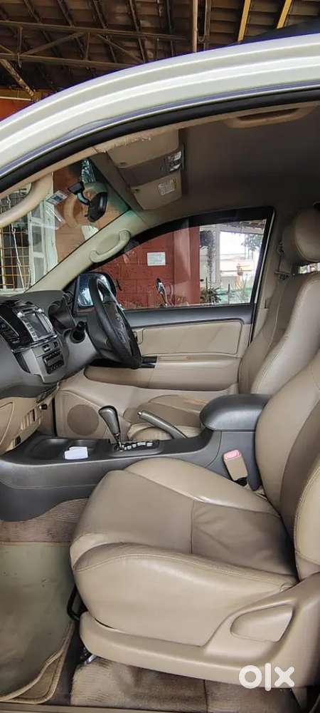 Toyota Fortuner 2013