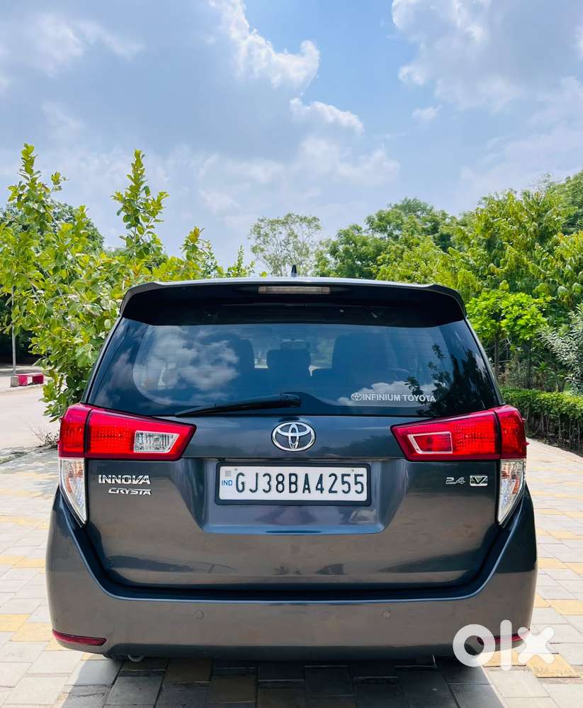 Toyota Innova Crysta 2.4 V 8 Str, 2019, Diesel
