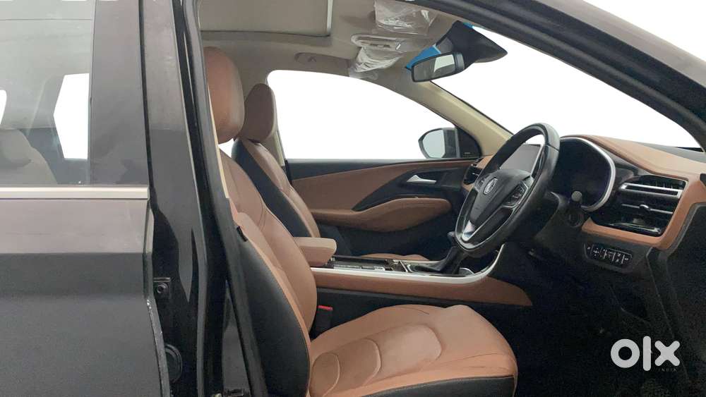 Mg Hector Plus Savvy Pro 1.5 Turbo Petrol Cvt 7 Str, 2023, Petrol