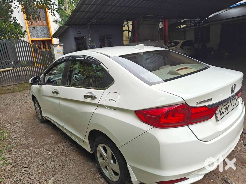 Honda City V Mt 2016