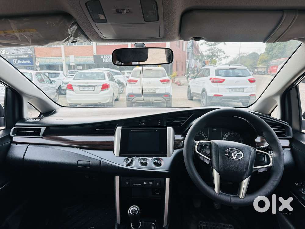 Toyota Innova Crysta 2.4 G Mt 7 Str, 2019, Diesel