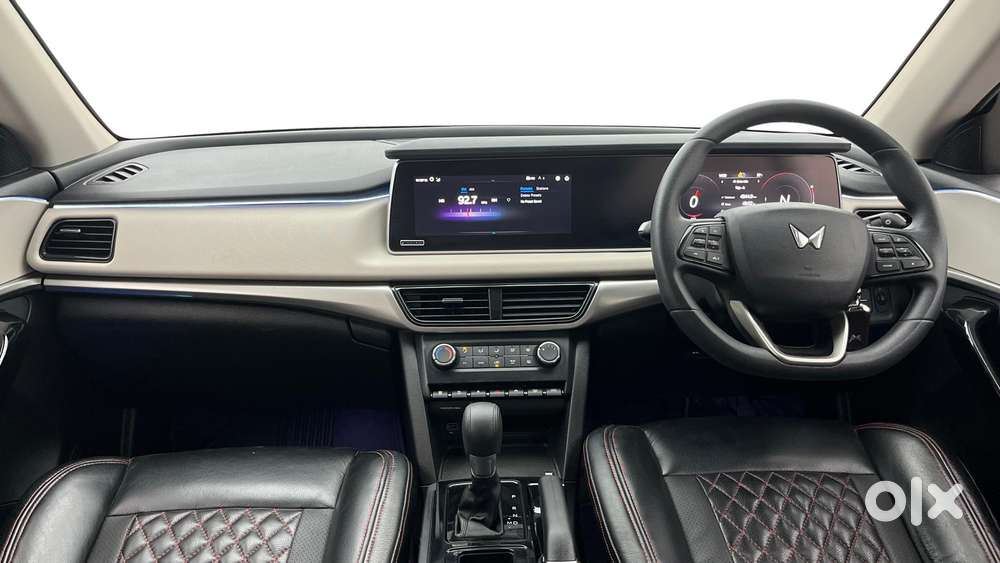 Mahindra Xuv700 2.2 Ax 5 Diesel At 7 Str, 2024, Diesel