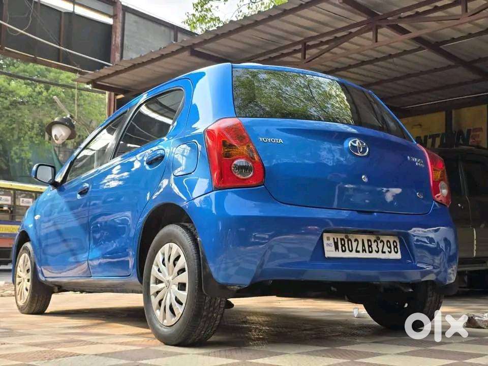 Toyota Etios Liva 2011-2012 G, 2012, Petrol