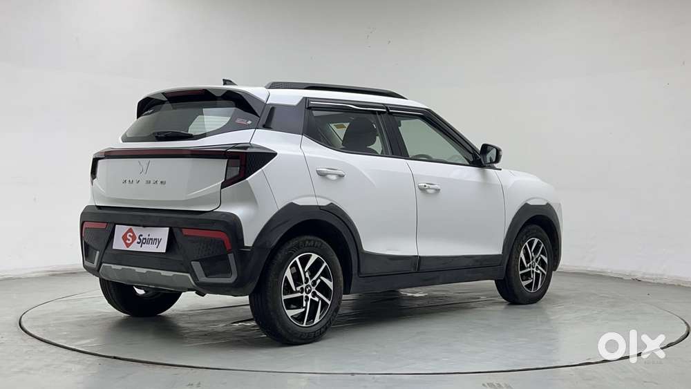 Mahindra Xuv 3xo Ax5 Ds Mt, 2024, Diesel