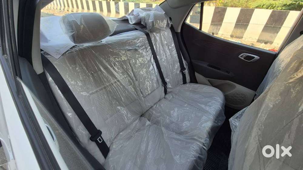 Hyundai Aura Sx 1.2 Cng, 2025, Cng & Hybrids