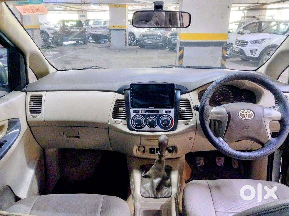 Toyota Innova 2.5 G (diesel) 8 Seater, 2013, Diesel