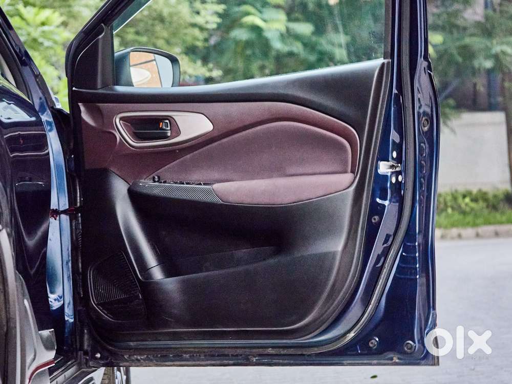 Maruti Suzuki Fronx Delta Plus 1.2 Ags, 2024, Petrol