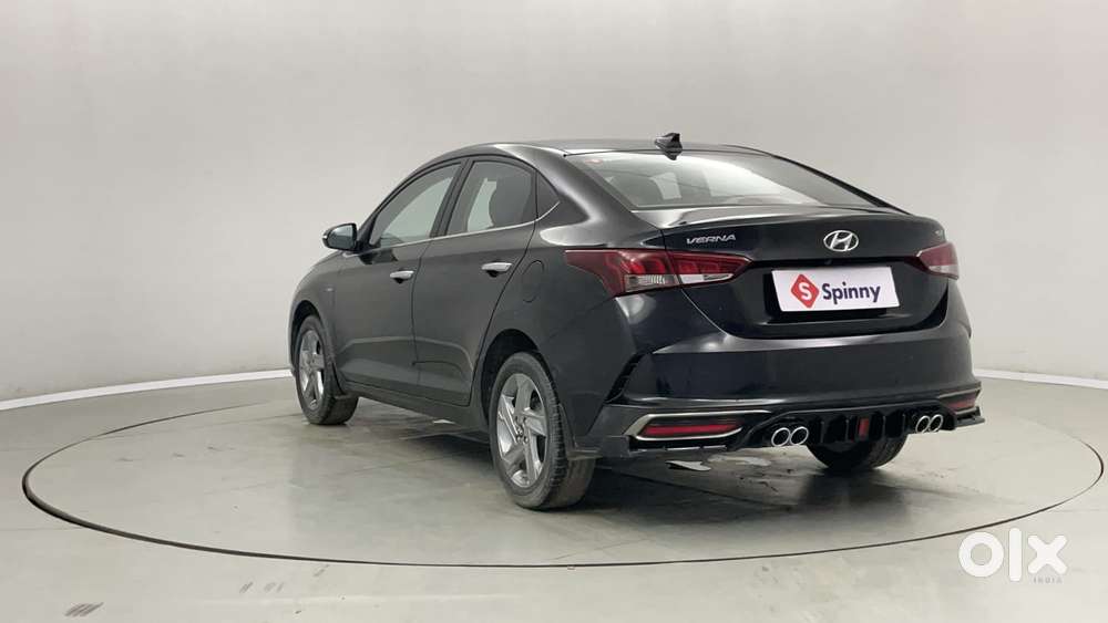 Hyundai Verna 1.5 Sx Vtvt Ivt, 2022, Petrol