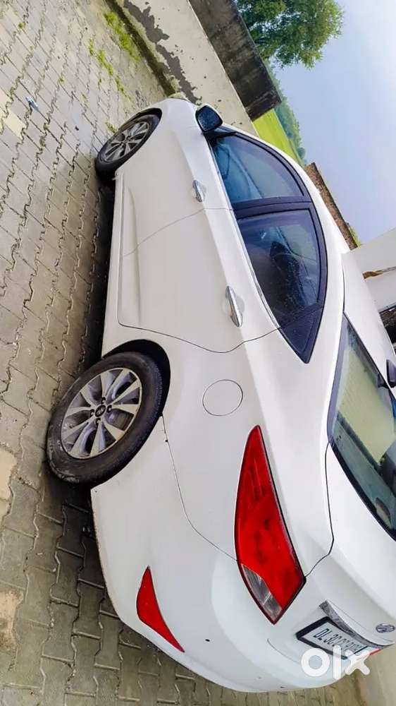 Hyundai Verna Fluidic 2015 Manual