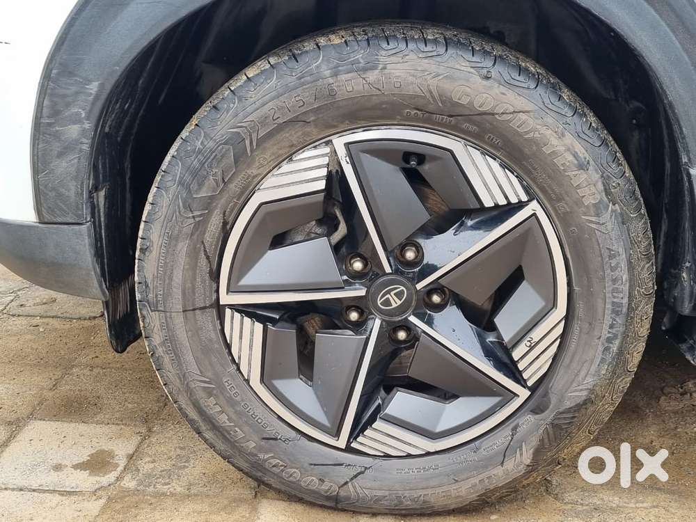 Tata Nexon, 2024, Petrol