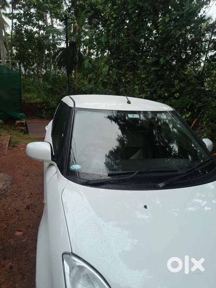 Maruti Suzuki Swift 2010 Diesel 130000 Km Driven