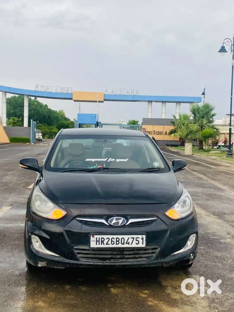 Hyundai Fluidic Verna 2012 Petrol Well Maintained Black Verna