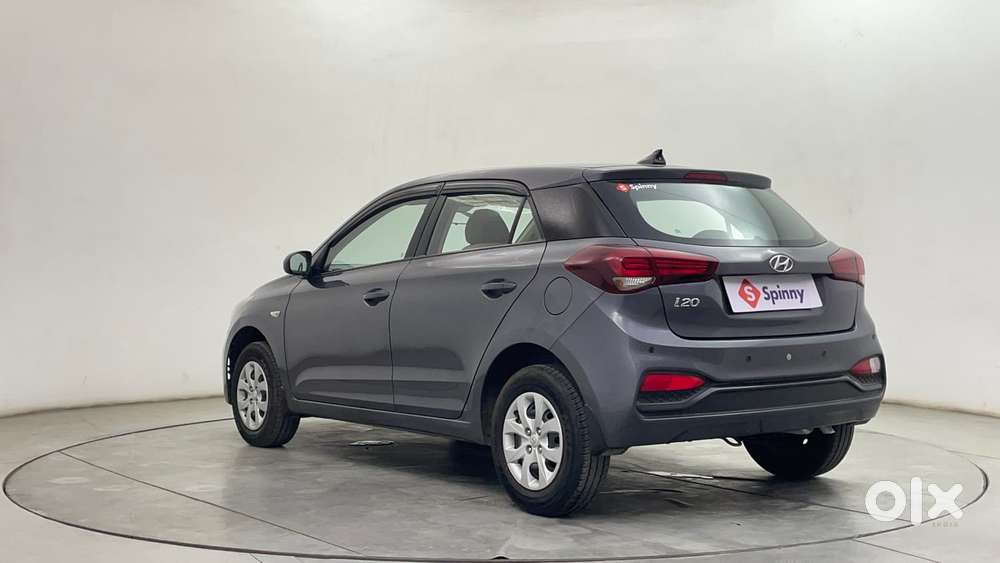 Hyundai Elite I20 1.2magna Executive At, 2018, Petrol