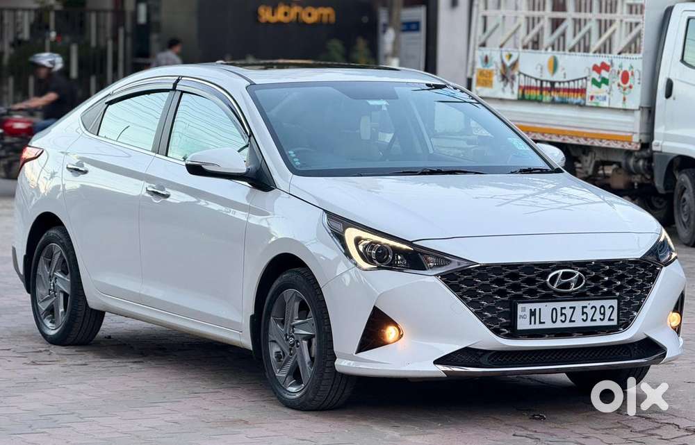 Hyundai Verna 1.5 Sx Petrol Mt, 2023, Petrol