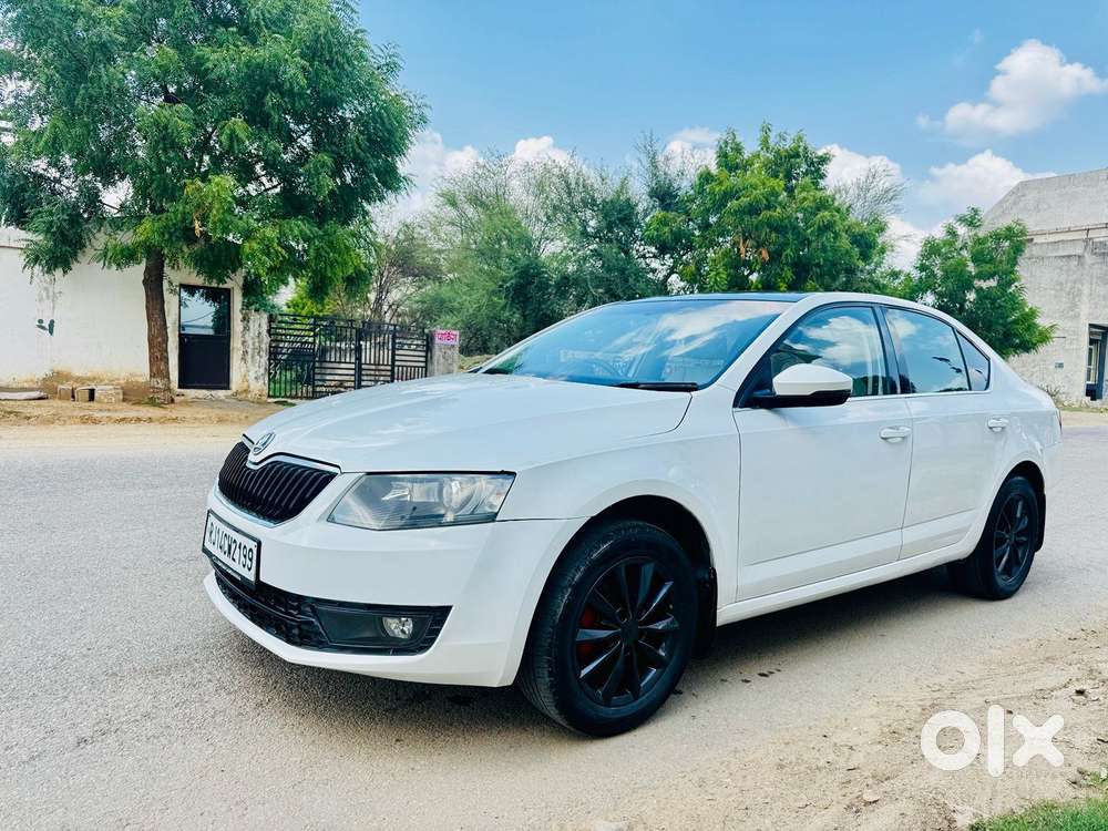 Skoda Octavia Elegance 2.0 Tdi At, 2013, Diesel