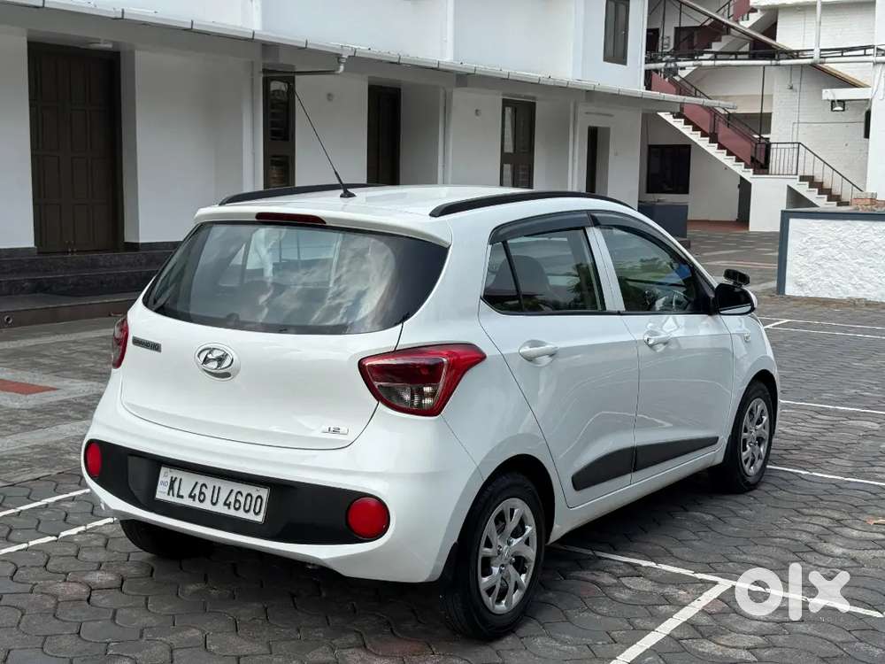 Hyundai Grand I10 2019 Petrol 60000 Km Driven