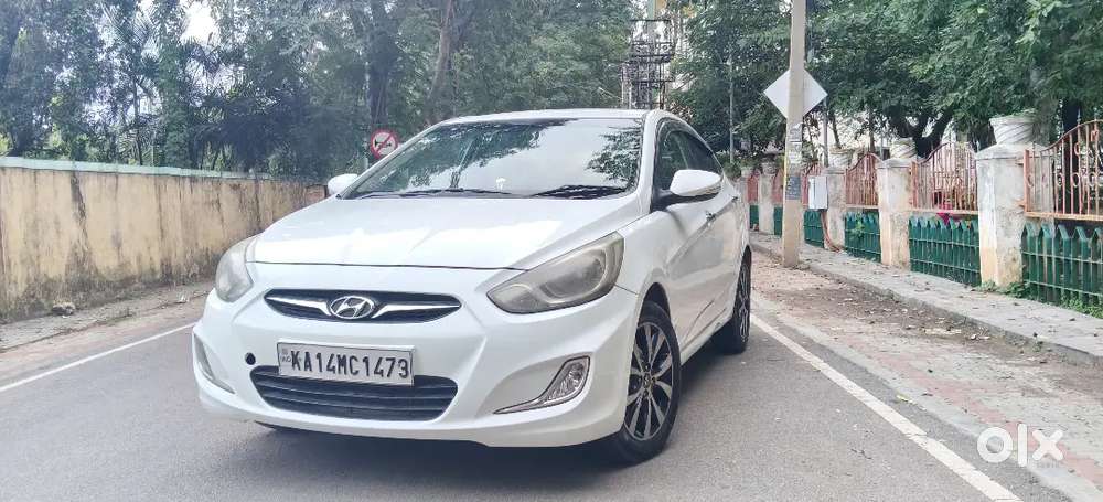 Hyundai Verna Diesel Manual 2012