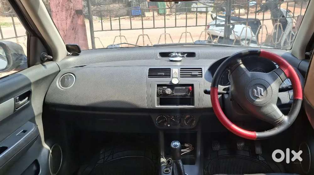Maruti Suzuki Swift 2011 Diesel 143000 Km Driven