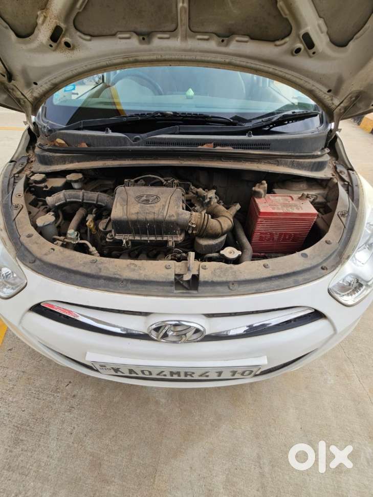 Hyundai I10 Magna O, 2016, Petrol