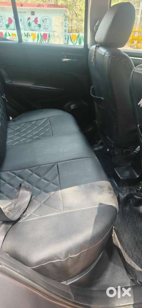 Maruti Suzuki Swift Vxi + Manual, 2016, Petrol