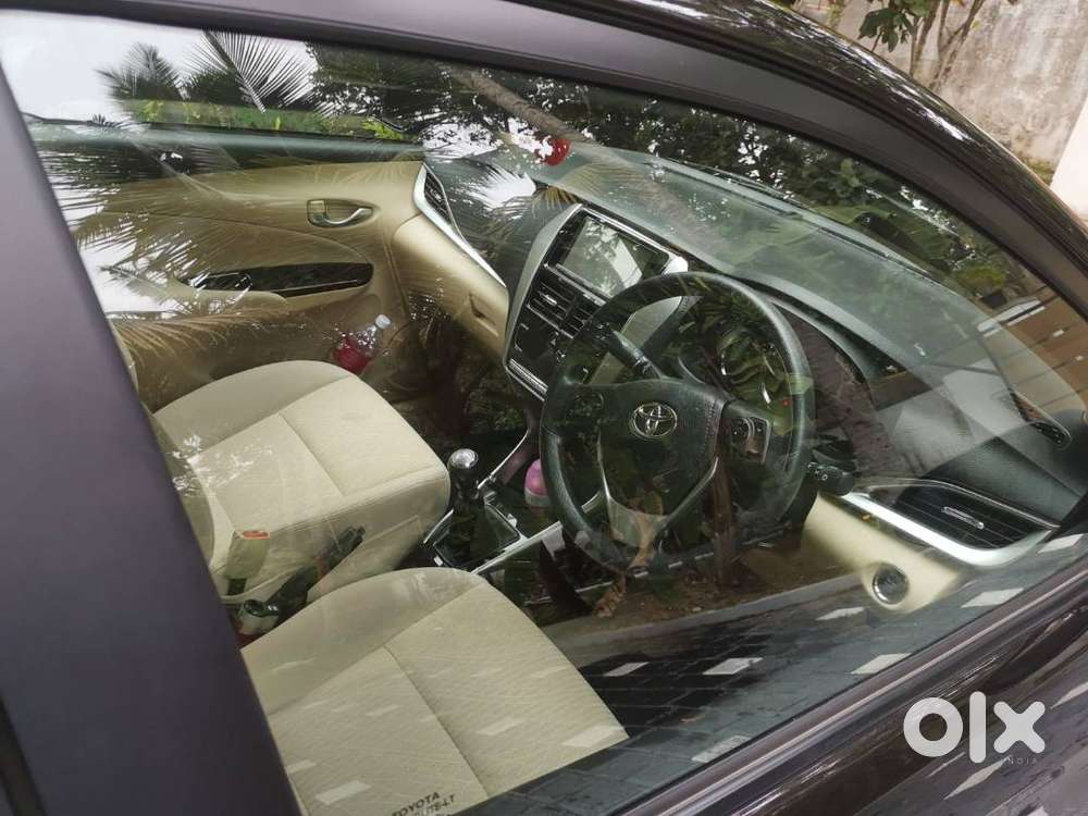 2021 Toyota Yaris 35000km Driven.