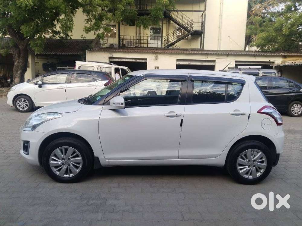 Maruti Suzuki Swift 2018 Zxi Plus, 2017, Petrol